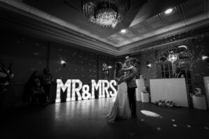 unobtrusive wedding photography